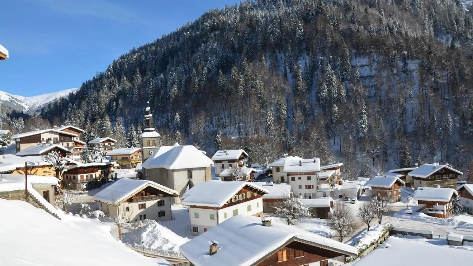 Le Petit Aravis - Village Et Vue Panoramique 拉格利塔兹 法国